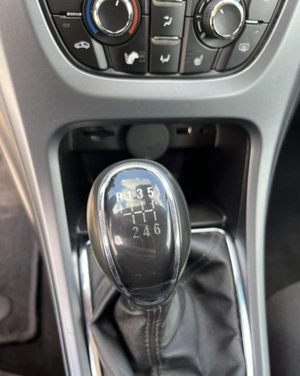 Opel Astra cena 32900 przebieg: 169000, rok produkcji 2012 z Gostyń małe 436